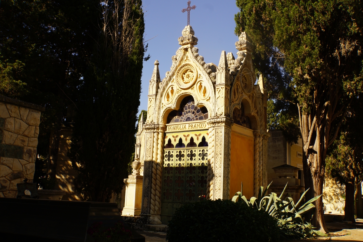 This family knows how to display their wealth           